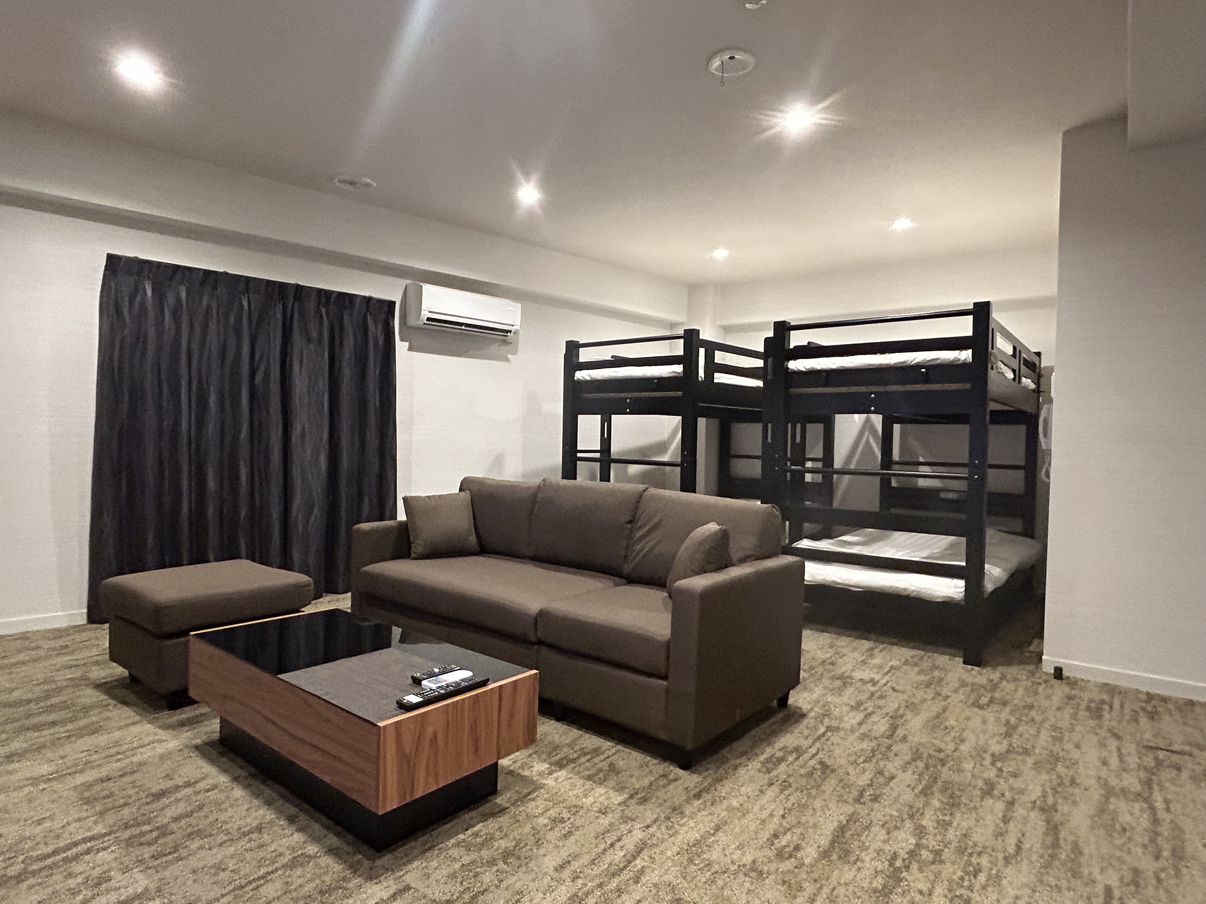 2d Room